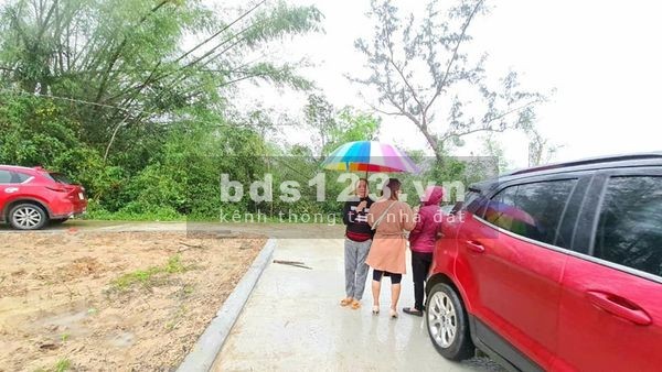 Ra mắt giỏ hàng 20 nền đất giá rẻ gần khu công nghiệp lh 0982366069