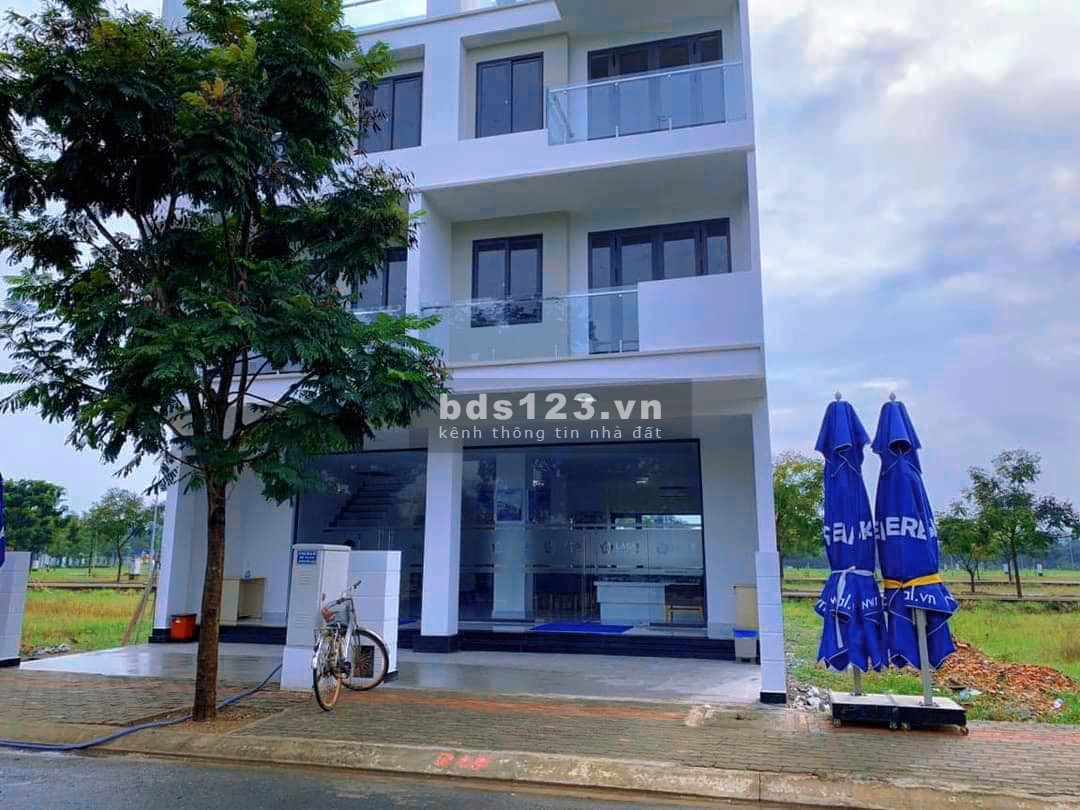 Chính chủ bán lô E44 Lago Centro, giá tốt, làm việc trực tiếp.