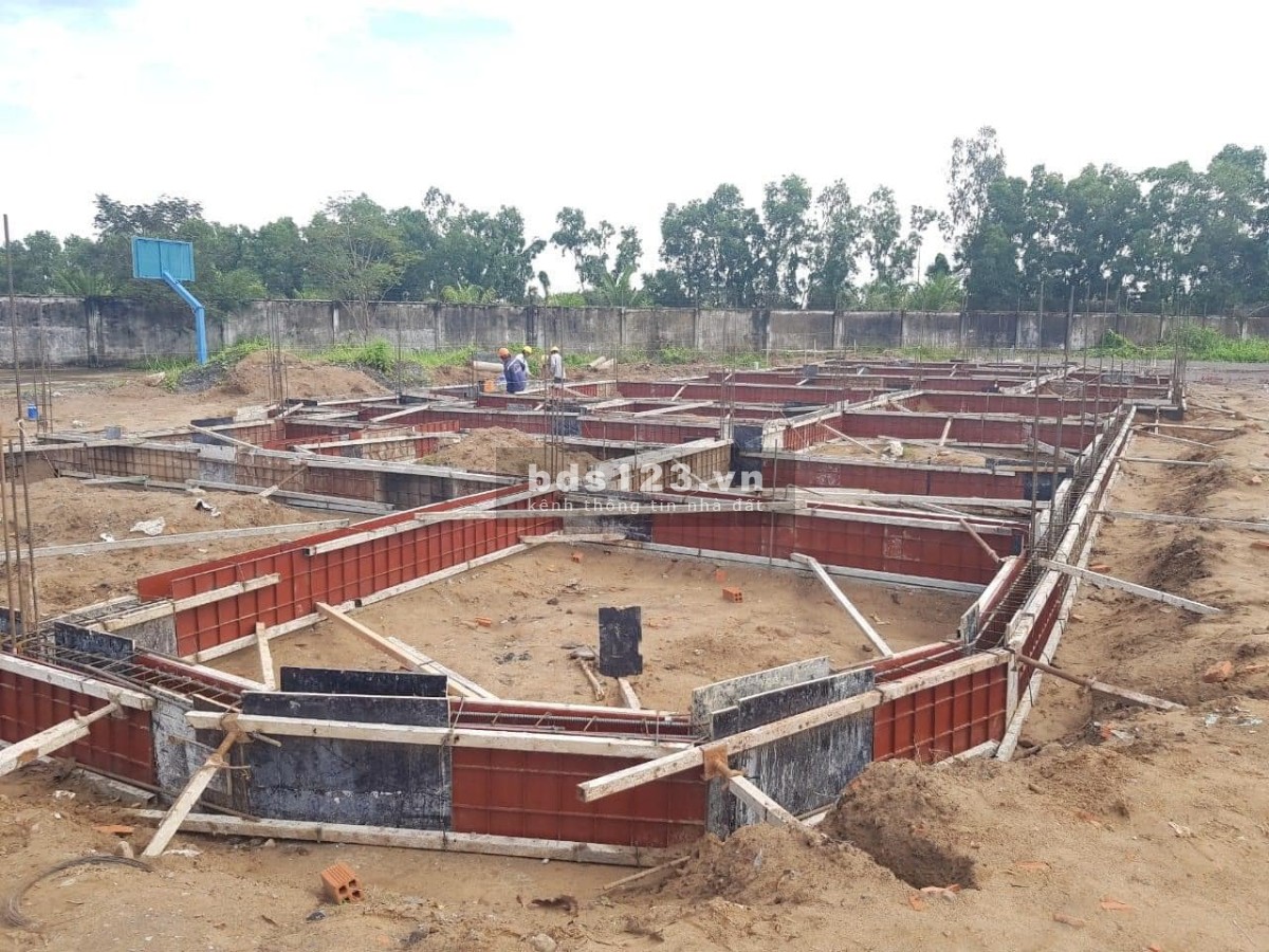 Chính chủ bán lô E44 Lago Centro, giá tốt, làm việc trực tiếp.