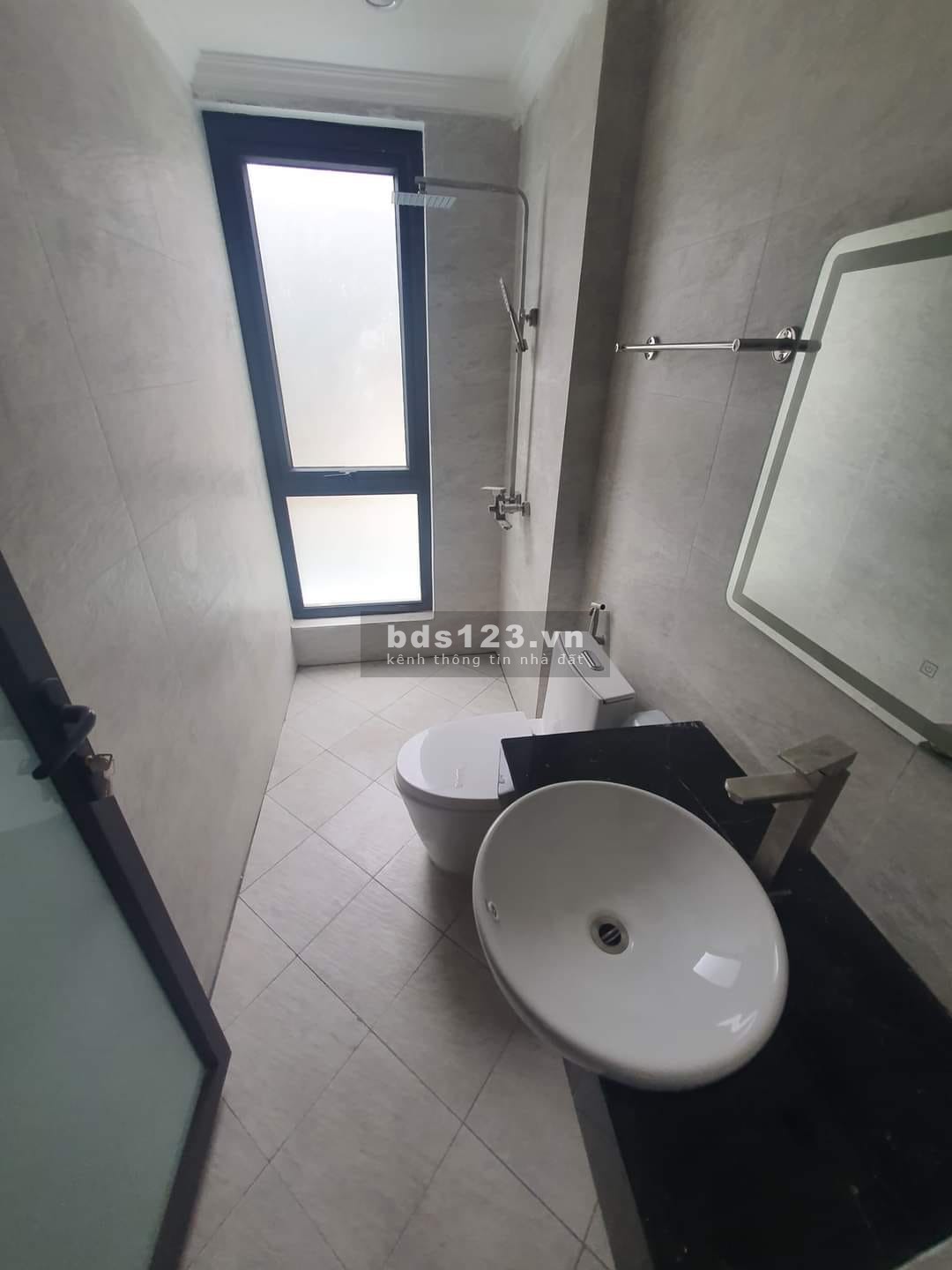 Chính chủ cần bán nhà phố Nguyễn Khang, 39m2, 4 tầng, 5m mặt tiền, nhà mới xây ở luôn, 0961 835 550