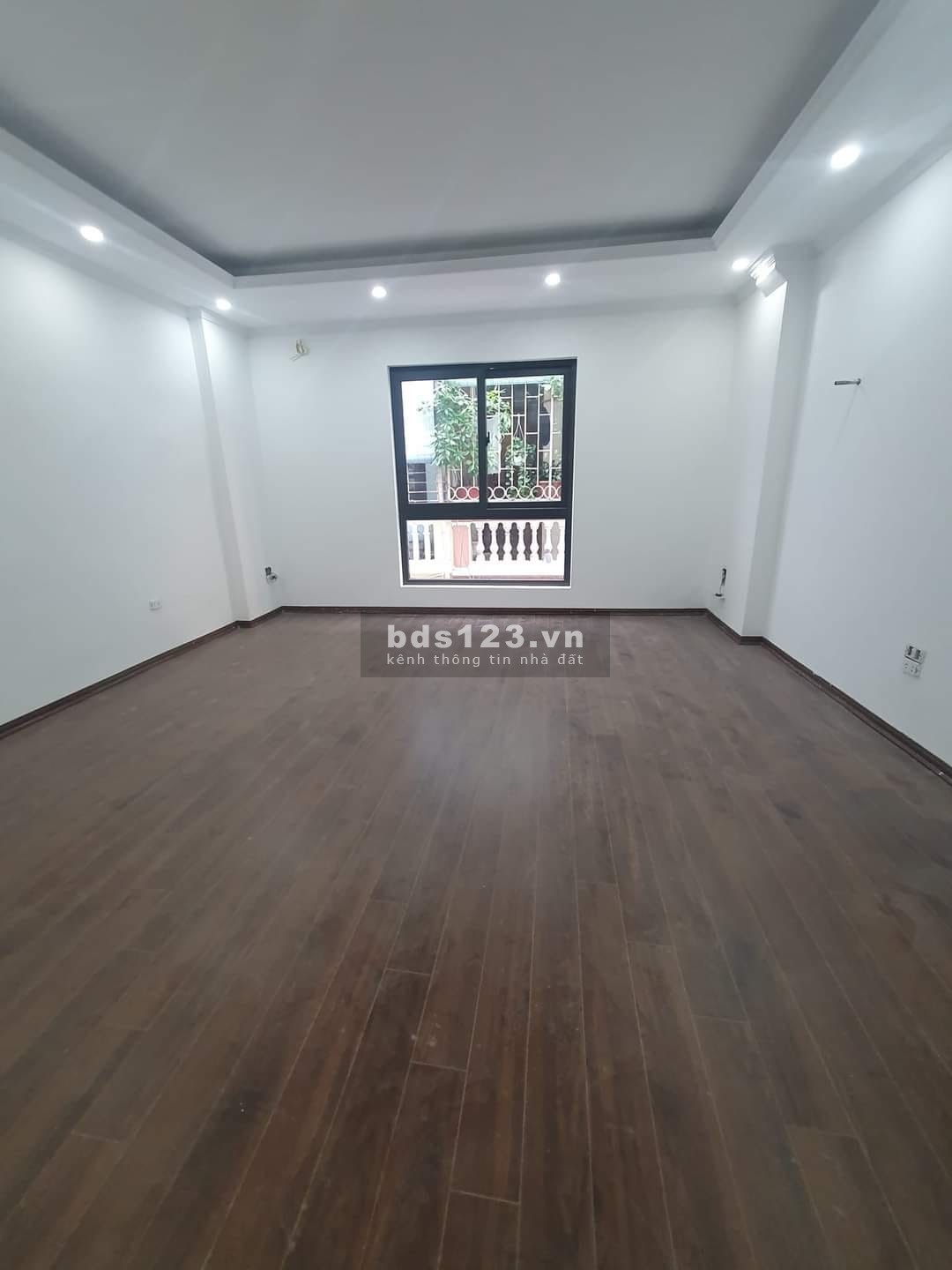 Chính chủ cần bán nhà phố Nguyễn Khang, 39m2, 4 tầng, 5m mặt tiền, nhà mới xây ở luôn, 0961 835 550