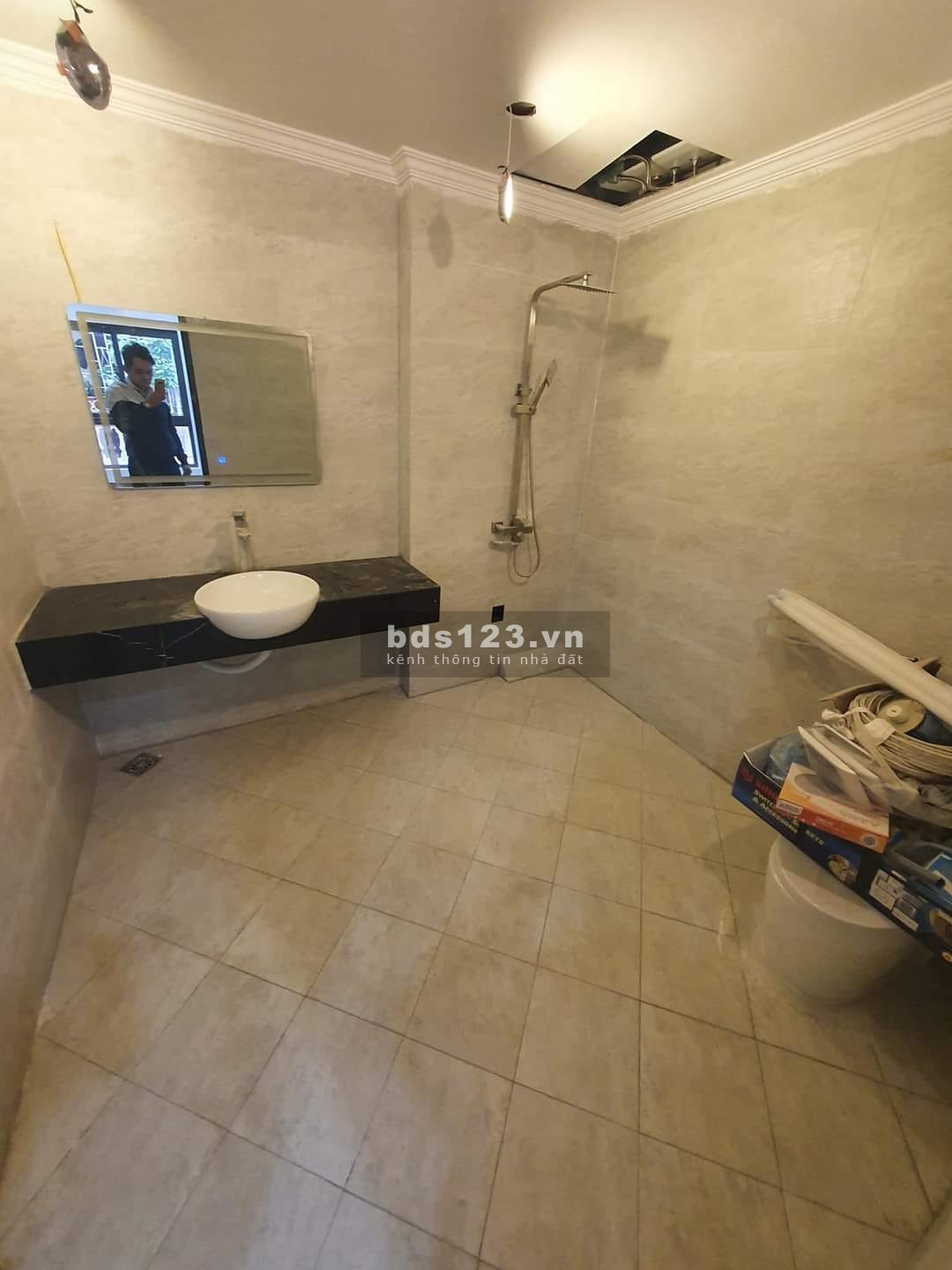 Chính chủ cần bán nhà phố Nguyễn Khang, 39m2, 4 tầng, 5m mặt tiền, nhà mới xây ở luôn, 0961 835 550