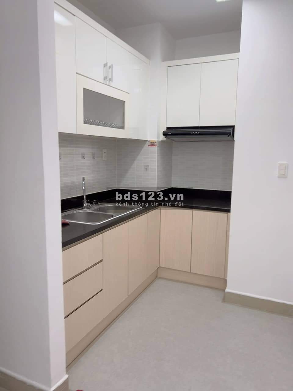 Chính chủ bán căn 1pn 45m2 giá rẻ đã có sổ nay Vincom Dĩ An