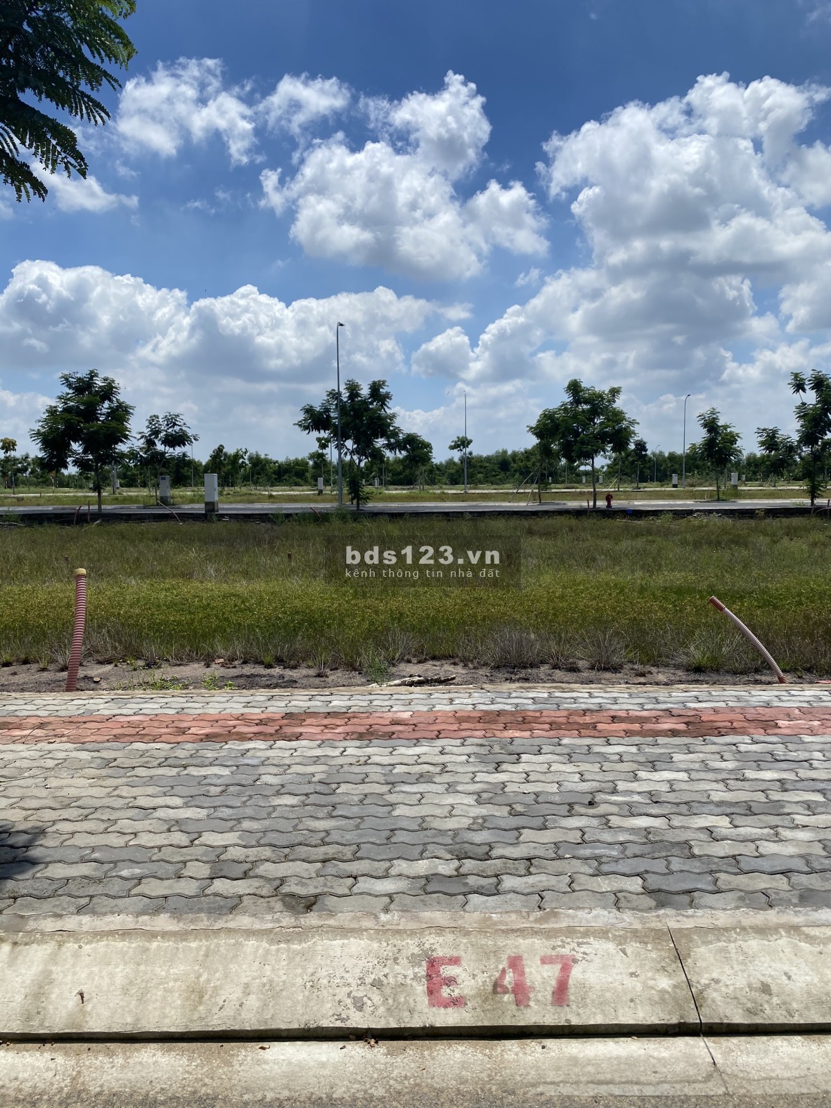 Chính chủ bán lô E44 Lago Centro, giá tốt, làm việc trực tiếp.