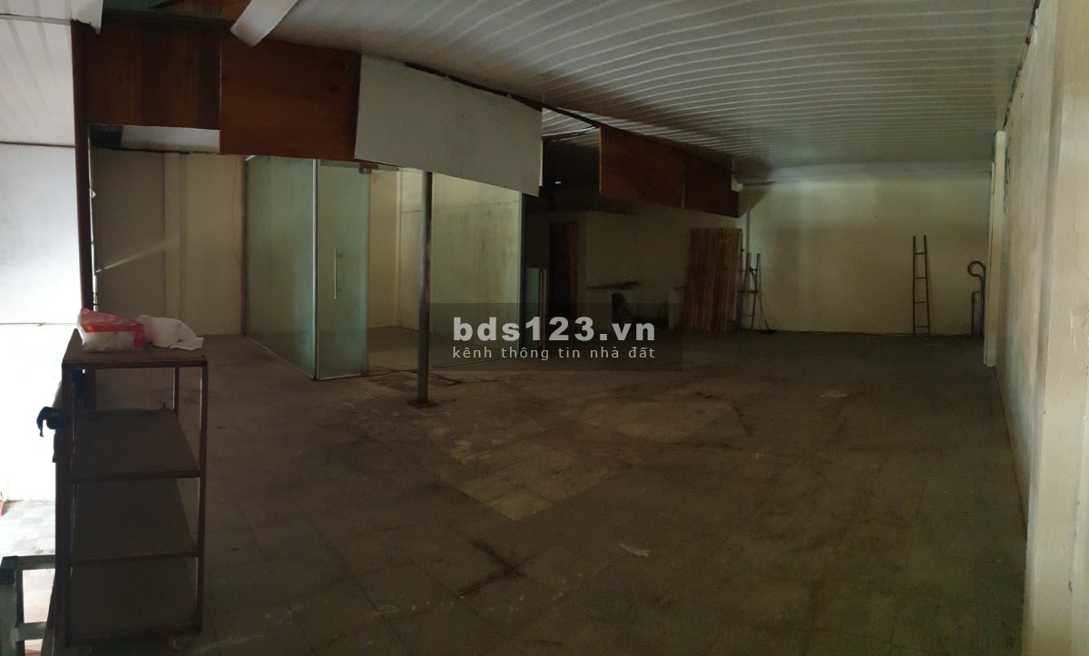 Cho thuê kho xưởng hơn 120m² + 80m² lững giá rẻ