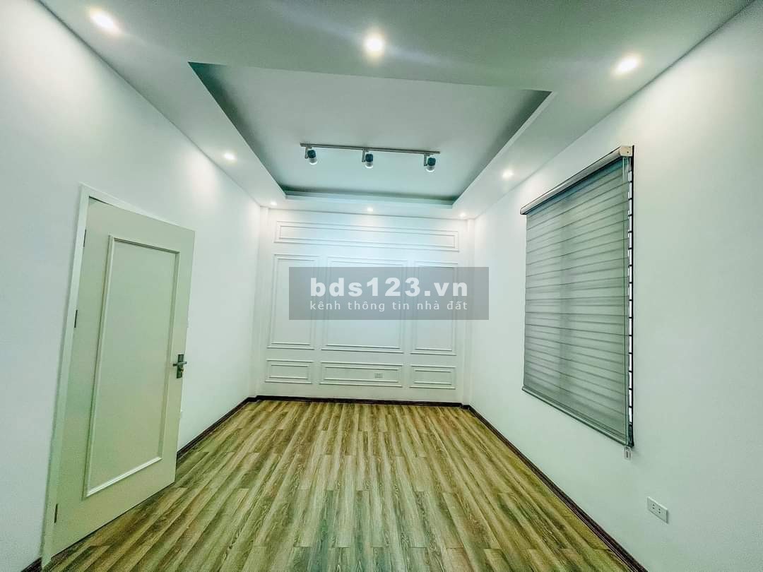 Siêu phẩm đường Trần Quốc Vượng, 6 tầng, thang máy, giá 4.95 tỷ