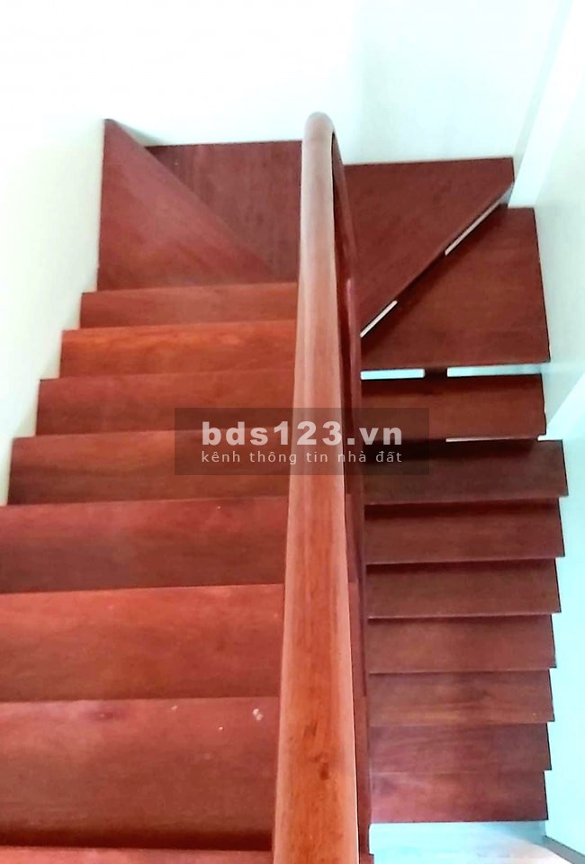 Cần bán nhà trung tâm Quận Thanh Xuân, diện tích 35m2, giá 3.5 tỷ