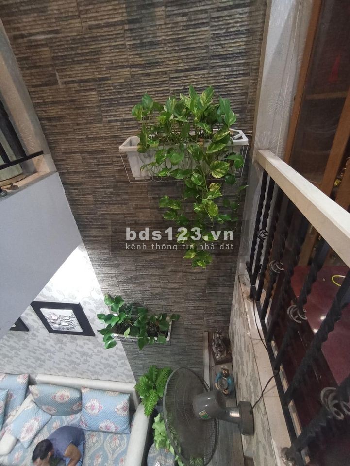 Mặt tiền Lê Thạch chủ gấp bán 100m² giá chỉ 4,5 tỷ cách bx trung tâm chưa đến 200m