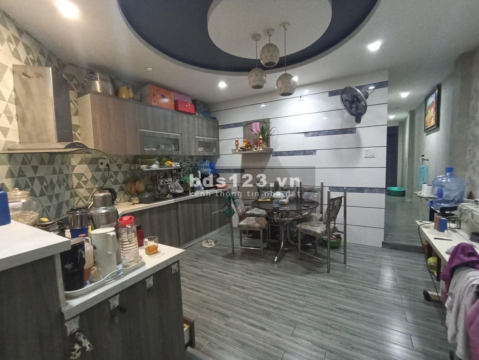 Mặt tiền Lê Thạch chủ gấp bán 100m² giá chỉ 4,5 tỷ cách bx trung tâm chưa đến 200m
