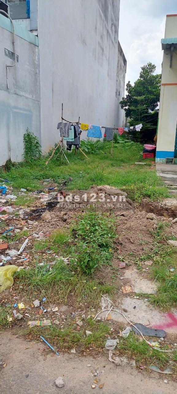 Chủ ngộp bán gấp lô đất đường XC9A trung tâm MP2 đường nhựa 16m giá 1 tỷ 9 DT: 120m2 full thổ