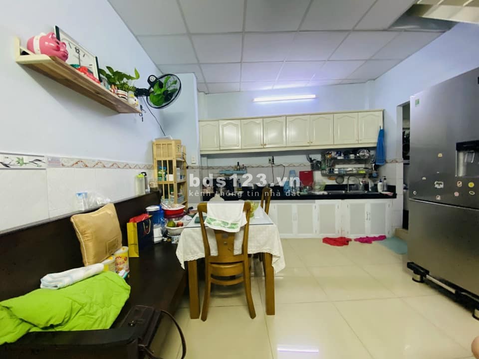 Bán nhà MT Trương Phước Phan gần chợ Bình Trị Đông 68m2 SHR
