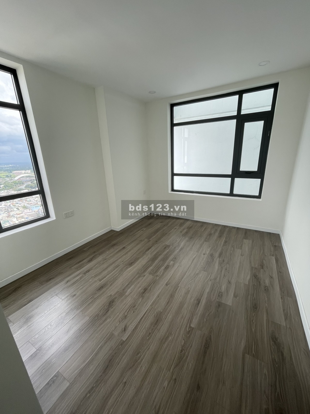 Mở bán 14 suất nội bộ hàng CDT Central Premium Q8 chiết khấu đến 92 triệu nhà mới 100%