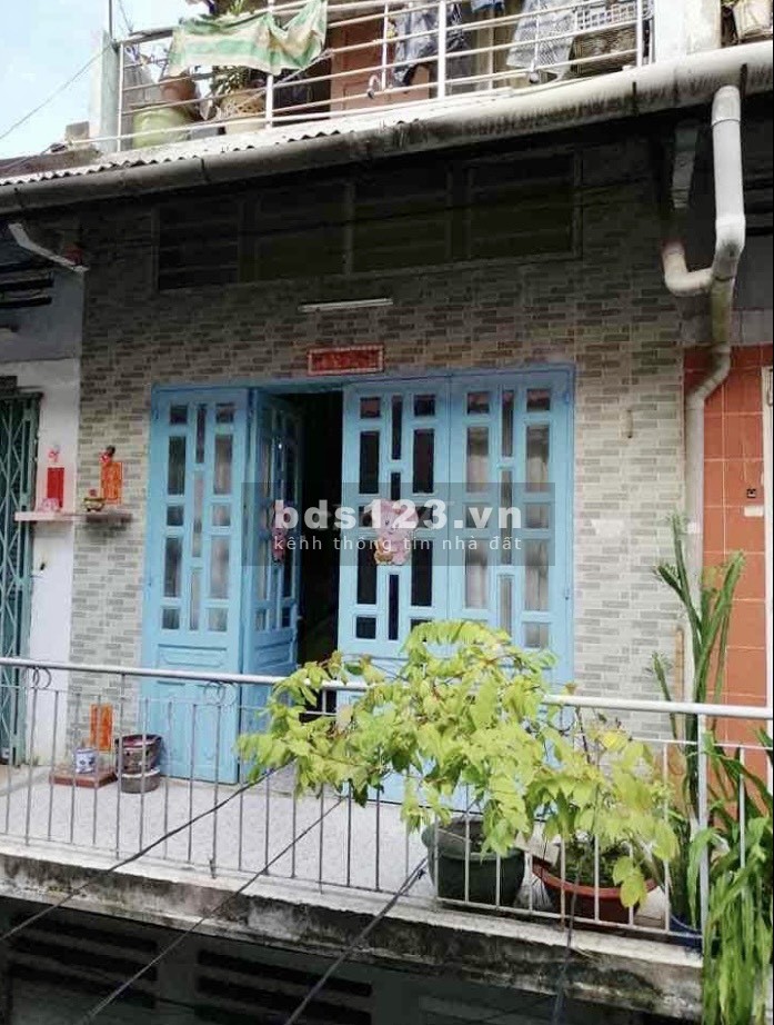 Bán căn hộ diện tích sử dụng 90m2 chung cư 43 Bình Tây Quận 6