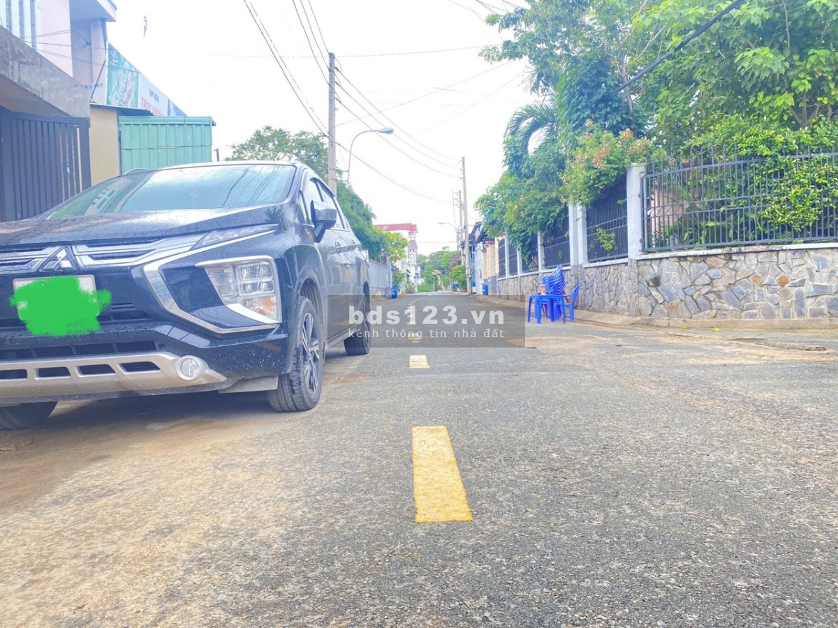 Bán nhà HXH Phước Long B, Thủ Đức, DT 75m² (4,5x17m) Giá 5,6 tỷ TL