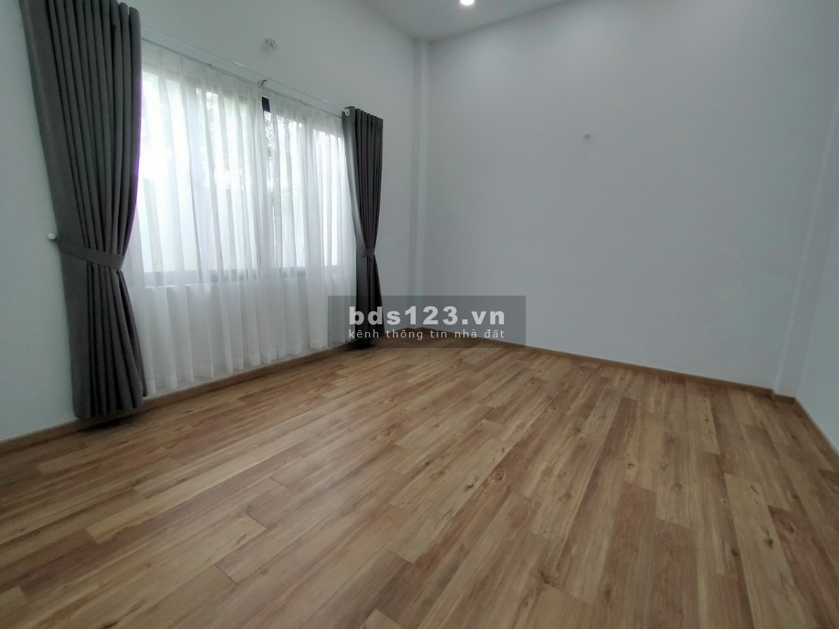 Cho thuê biệt thự mới xây dtsd 510m2 giá 28 triệu/tháng, Quận 12