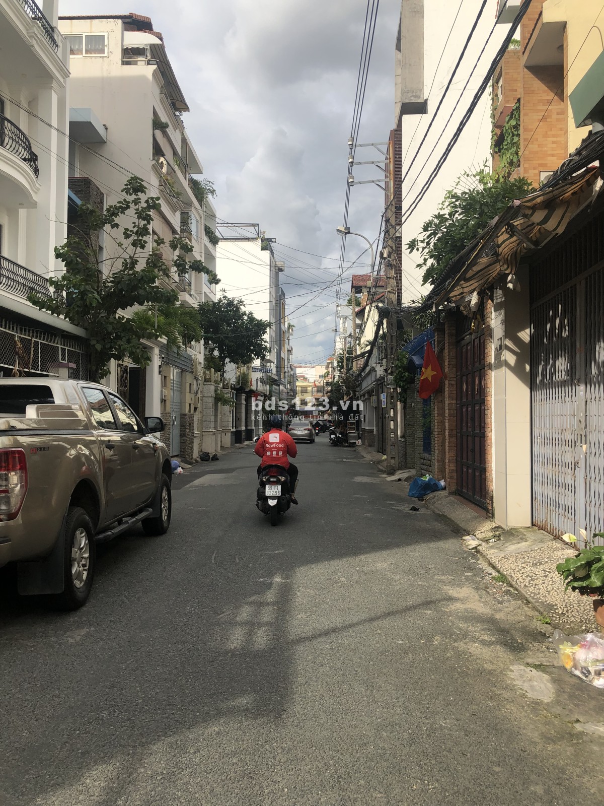 Cần bán gấp nhà 5 tầng ngay trường CĐ Lý Tự Trọng
