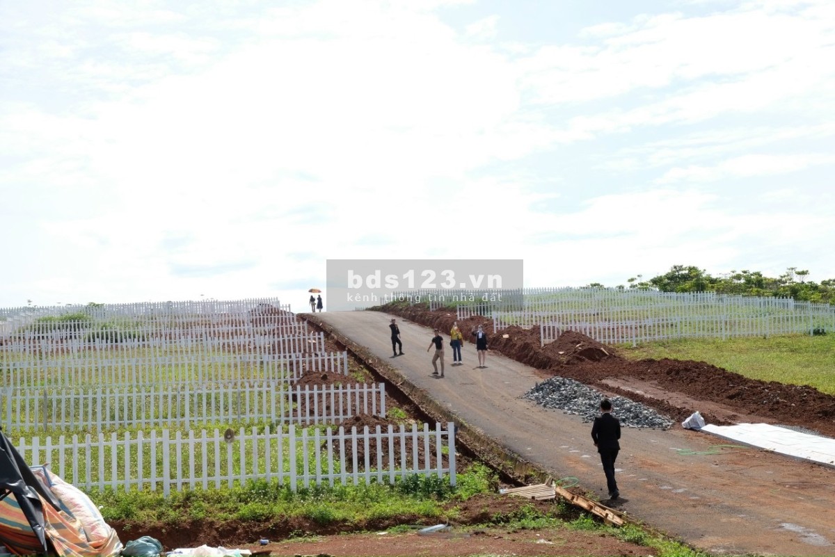 Bán Đất Thổ Cư Cạnh Hồ Nam Phương Thành Phố Bảo Lộc