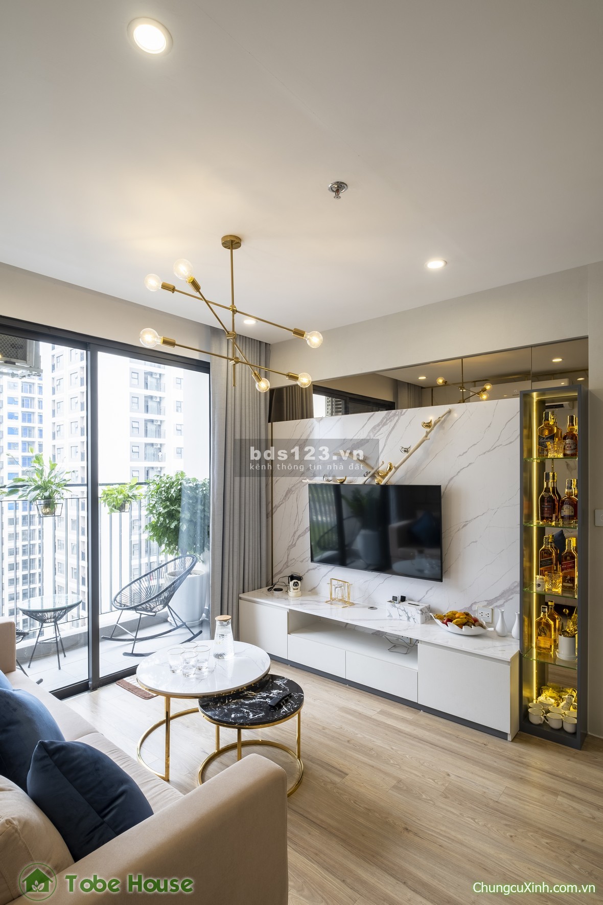 Cần bán gấp căn 3N2WC full nội thất,view đh VINUNI giá chỉ 2.5 tỷ