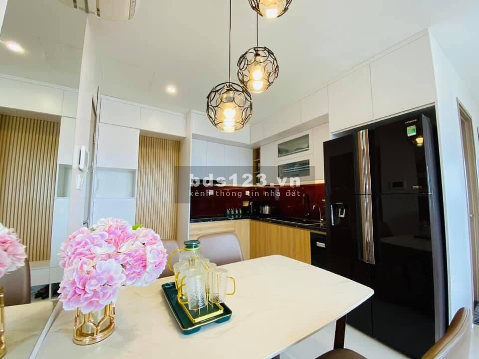 Bán căn hộ Vinhomes Ocean Park 2pn, 2wc dt 67.2m2, cắt lỗ 300 triệu, full nội thất giá 1.87 tỷ