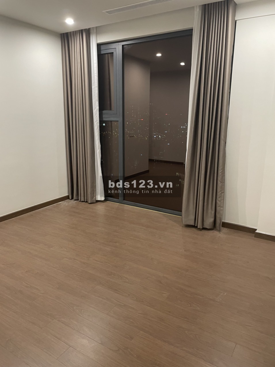 0942.379.535 Bán căn hộ chung cư 2 ngủ 4.6 tỷ-3 ngủ 6.4 tỷ The Matrix One Mễ Trì Nam Từ Liêm Hà Nội.