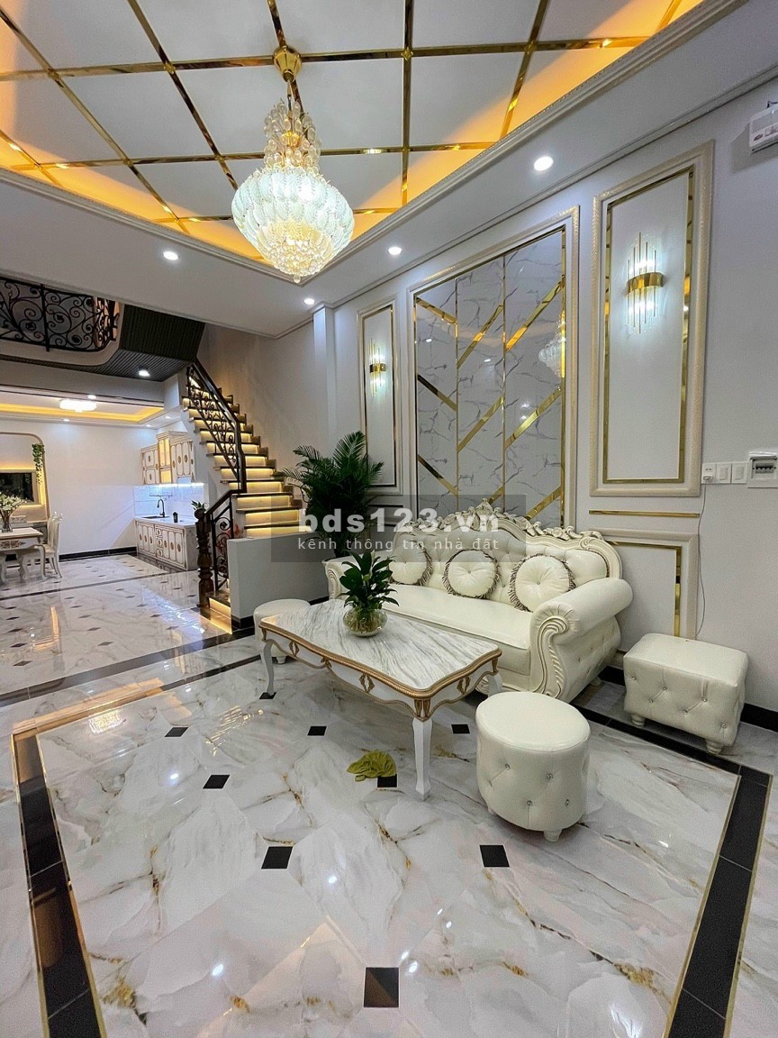 Vip nhà mới xây gần trung tâm thương mại Aeon Mall Bình Tân