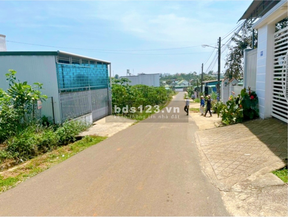 424m2 820tr xã ĐamBri, MTĐ Trần Quý Cáp, sổ hồng sẵn