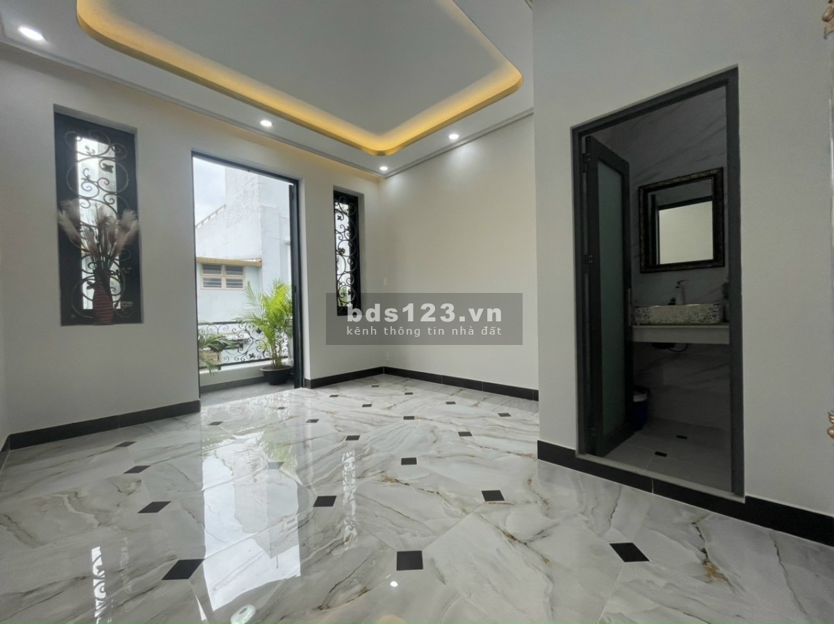 Vip nhà mới xây gần trung tâm thương mại Aeon Mall Bình Tân