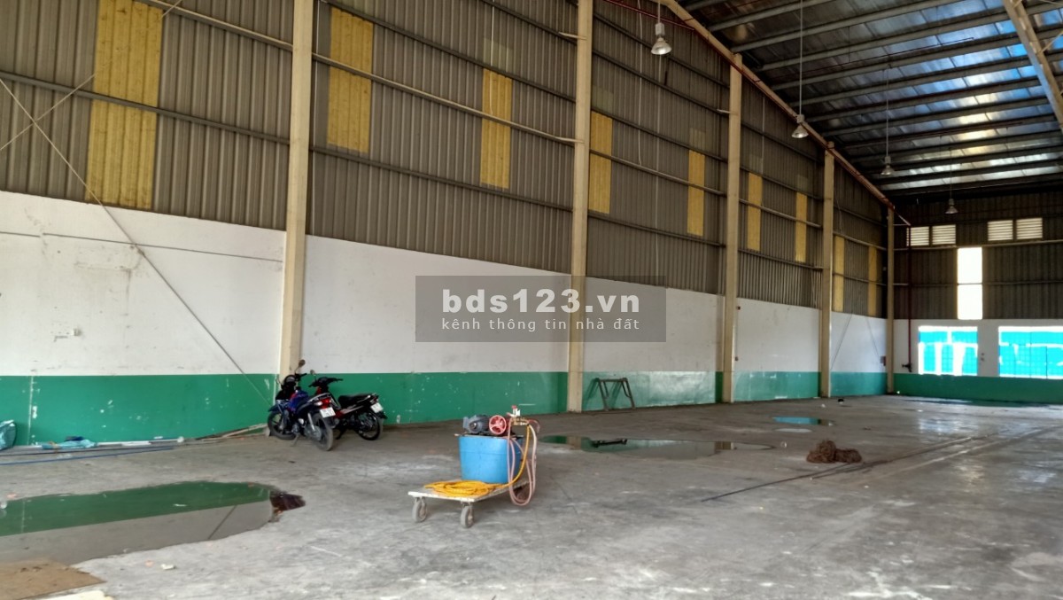 Cho thuê kho dtsd 1000m2 KCN Long Hậu, Cần Giuộc, Long An