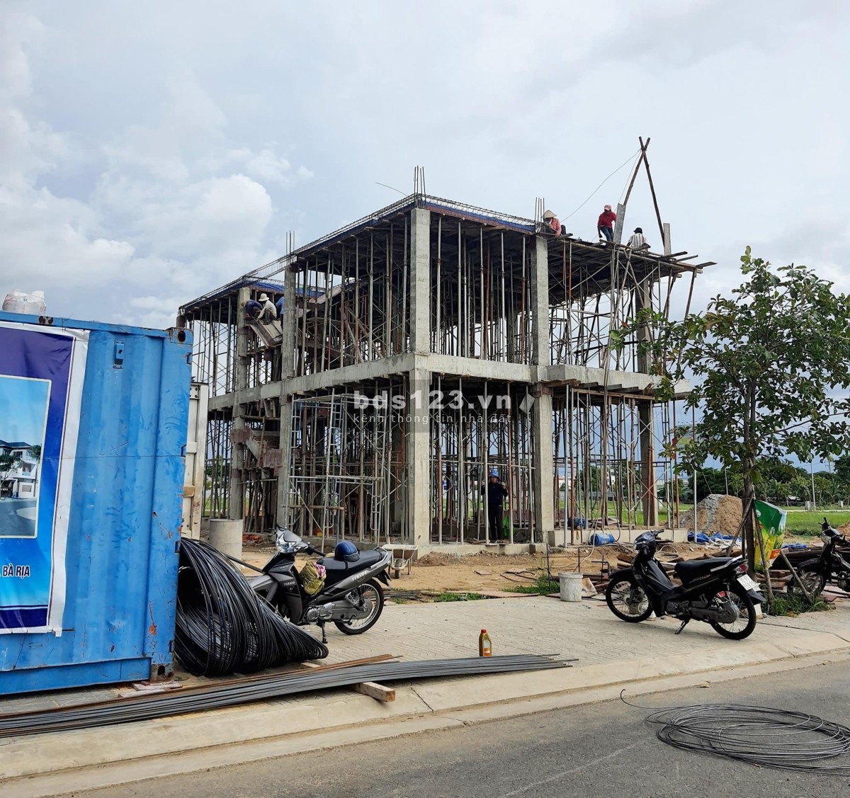 Cần bán lô biệt thự Bà Rịa CityGate, giá 4.7 tỷ , dt 326m2. Lh em Yến 0906925656