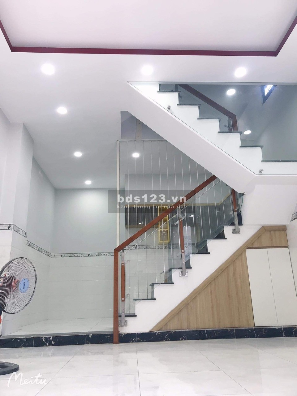 Gấp bán nhà hẻm xe hơi Hương Lộ 2, DTSD 65m² x 4 tầng 2 mặt tiền hẻm nhỉnh 5 tỷ