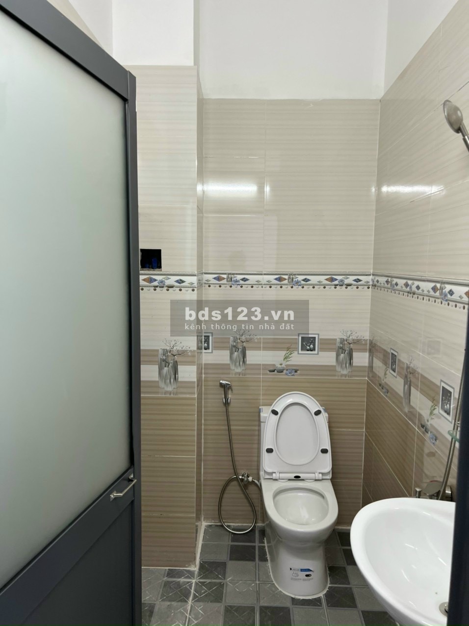 Bán Nhà 46m2, giá siêu rẻ chỉ 2.35 tỷ, phía sau Coopmart Bình Triệu, Hiệp Bình Chánh