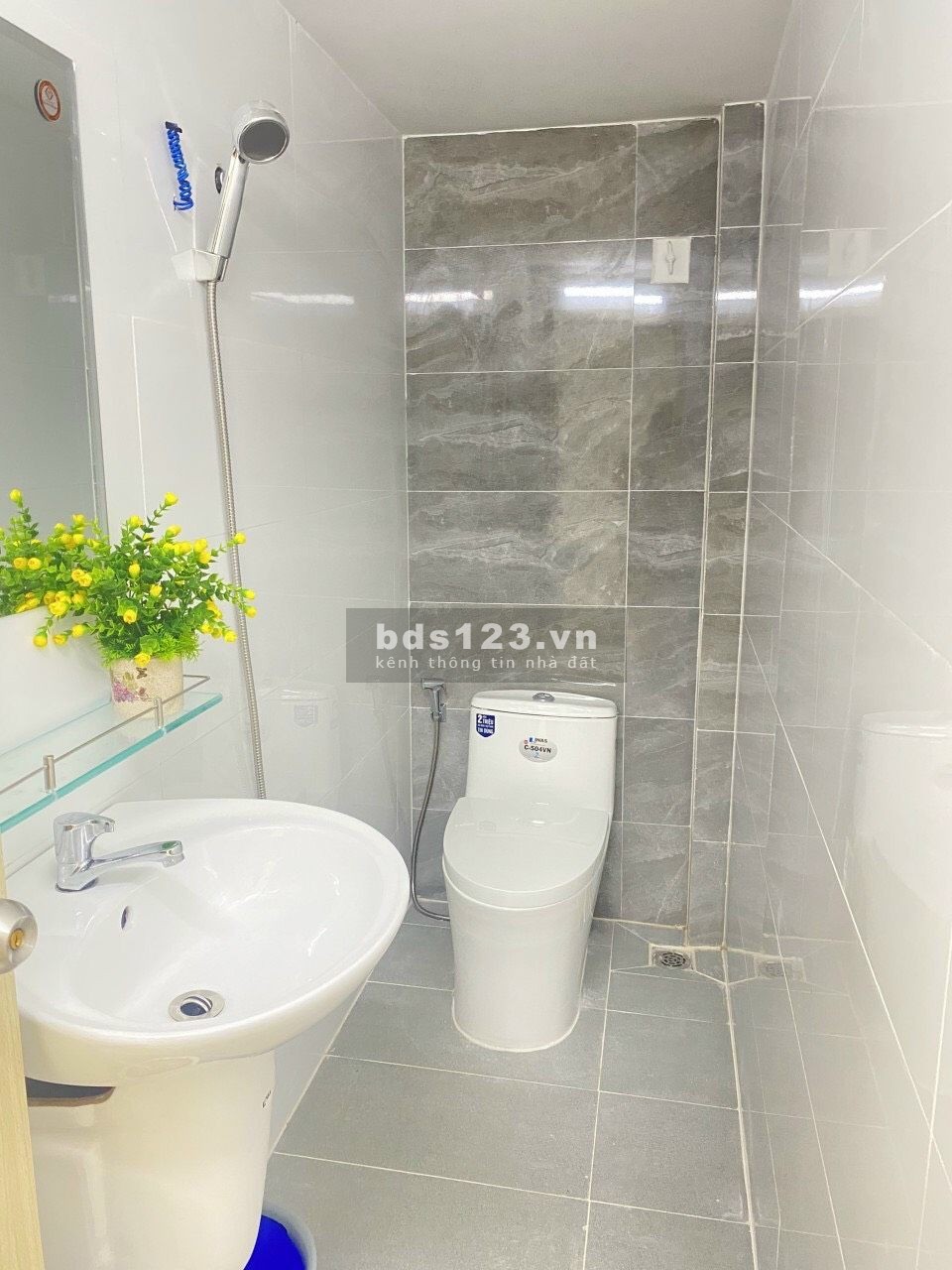 Bán nhà hẻm xe hơi Phạm Văn Hai, Tân Bình, GPXD 5 tầng nhà mới nhỉnh giá 4 tỷ LH 0903089015