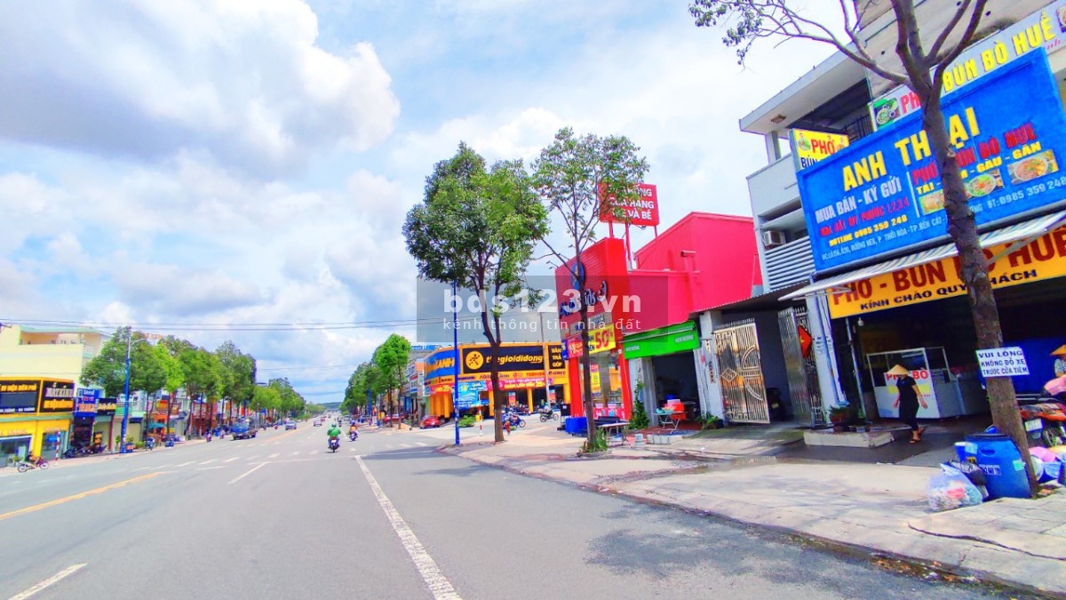 Tôi Chủ, Cần Bán 560m2 Đất T/Cư 100%,SHR,Đường nhựa, Gần Trường ĐH Thủ Dầu Một giá 950tr