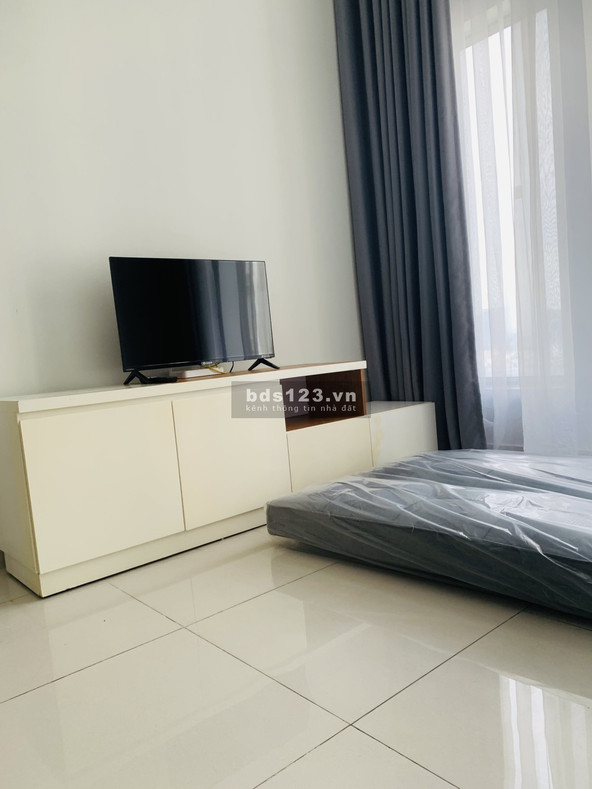 Share phòng với nữ trong căn hộ La astoria 3, dùng wc riêng