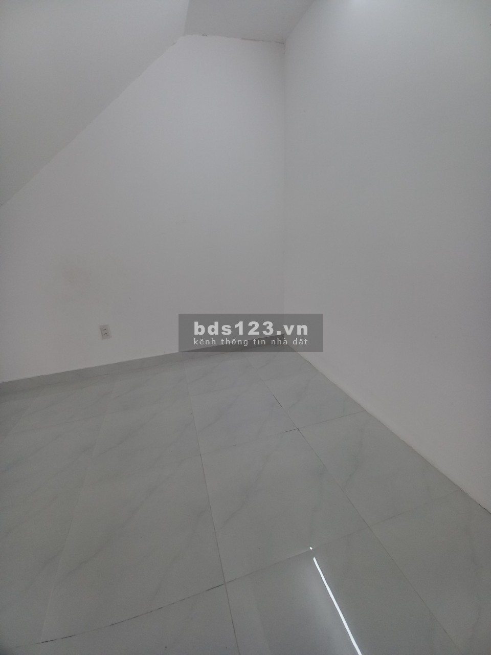 Cho thuê căn hộ 80m² tầng 4 chung cư Lý Thường Kiệt Quận 11 LH 0937645887