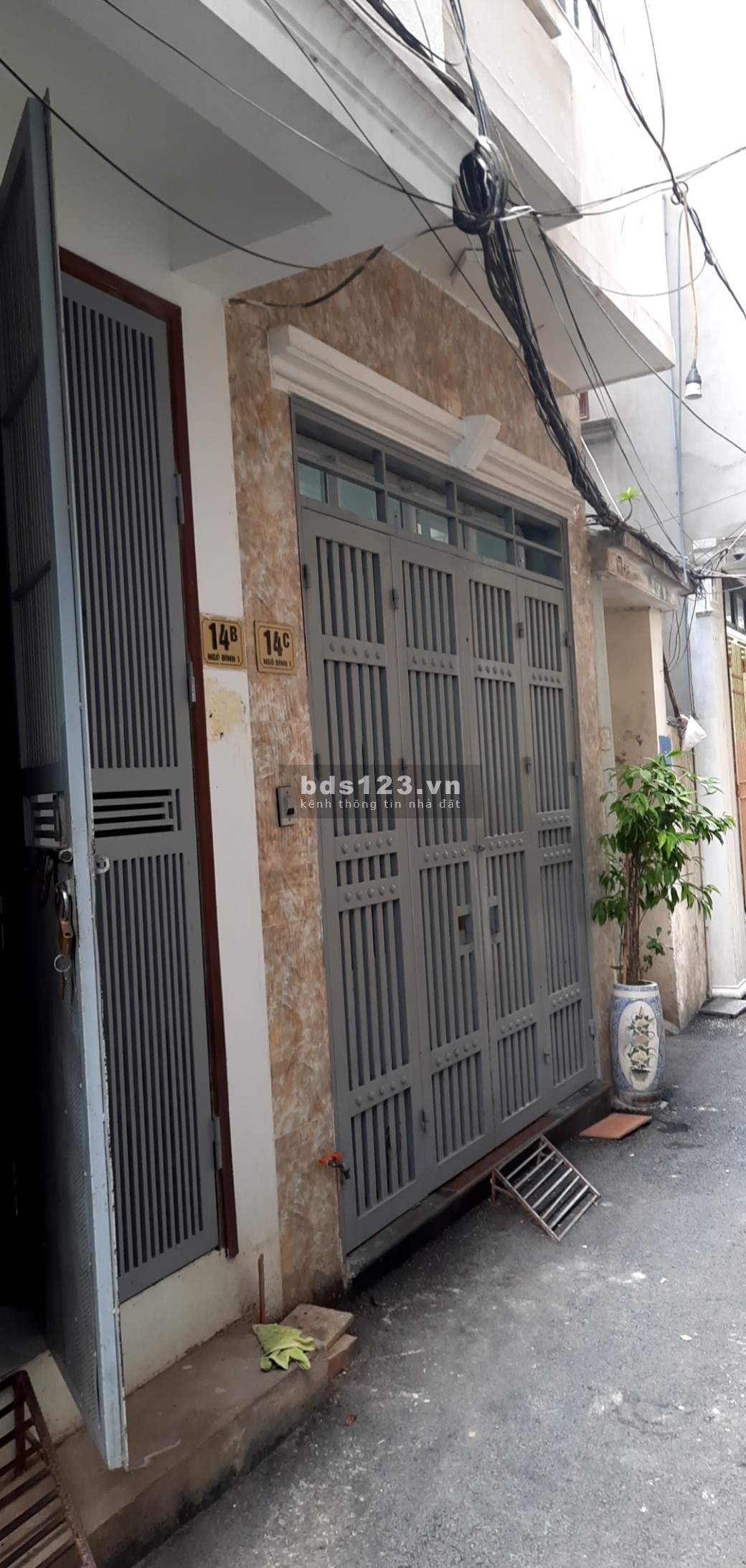 Chính chủ cần bán nhà 5 tầng kèm đất tại Xa La, Hà Đông, giá tốt