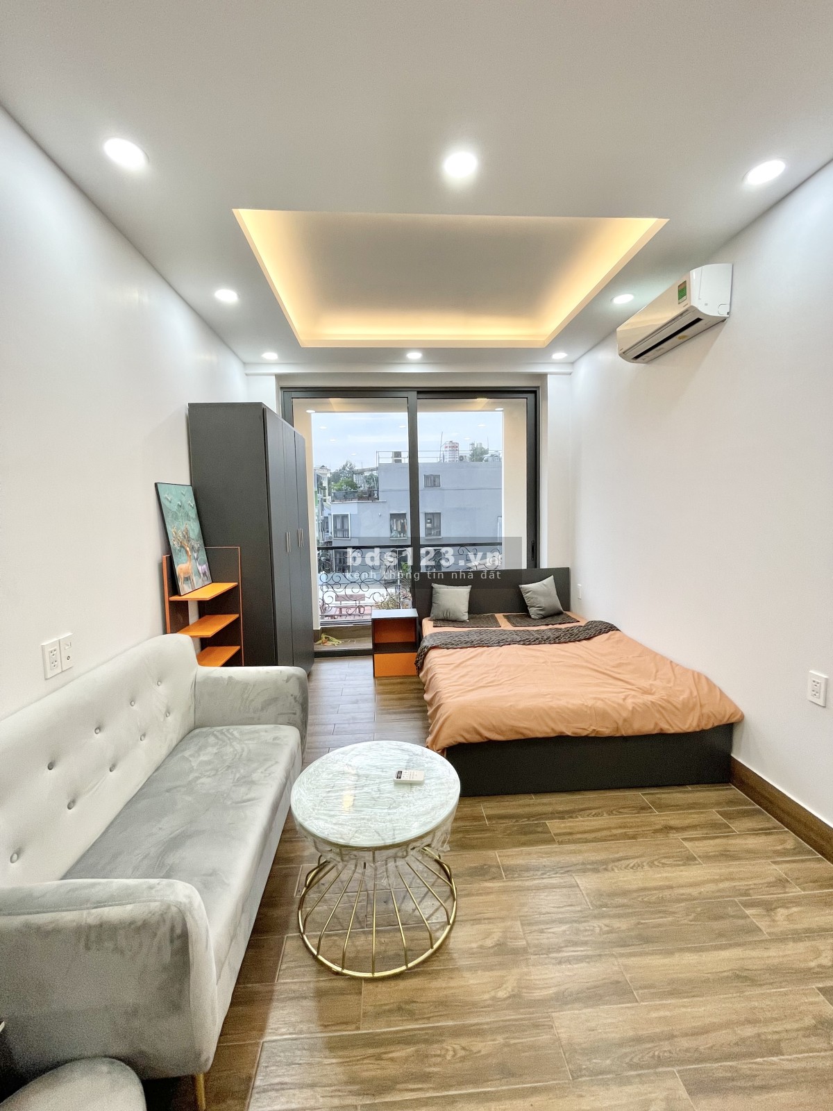 Cho thuê căn hộ ngay chung cư Hà Đô đường 3 tháng 2 lh 0857300552