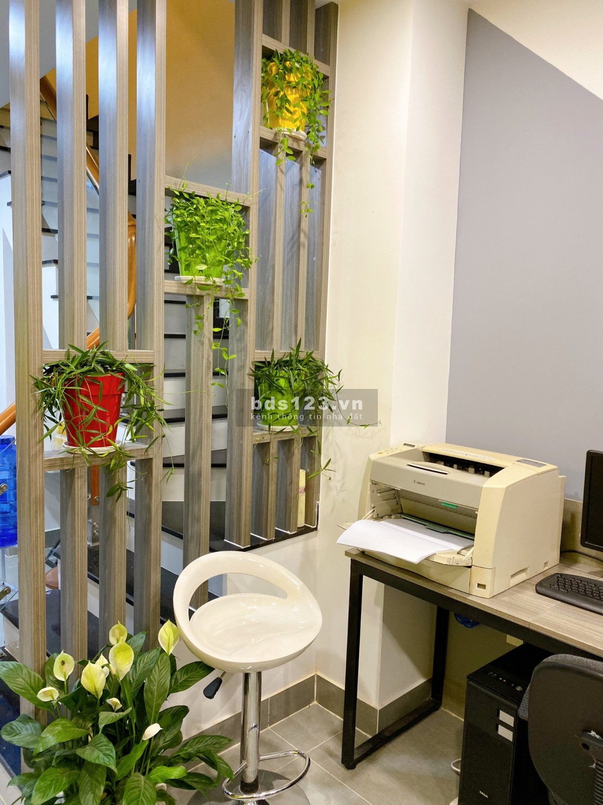 Chủ xuất cảnh cần bán gấp căn nhà hẻm xe hơi có thể ở hoặc cho làm văn phòng giá 8.3 tỷ
