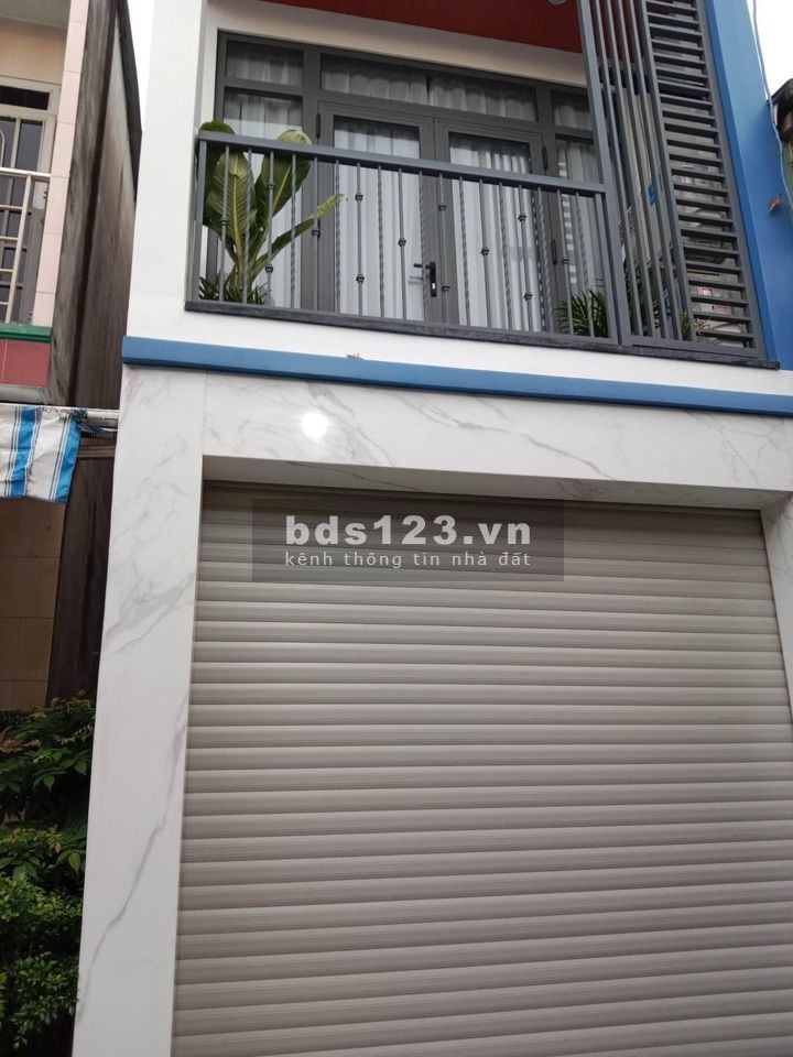 Nhà nhỏ tiền hẻm xe hơi full tiện ích chỉ hơn 2 tỷ Nguyễn Duy Quận 8