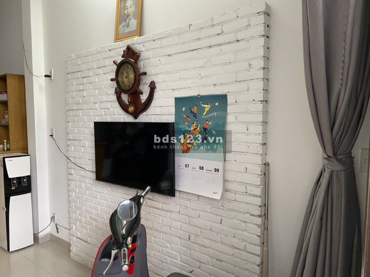 Bán nhà 2 tầng 2 mặt kiệt 572/65 Ông Ích Khiêm, khu an ninh