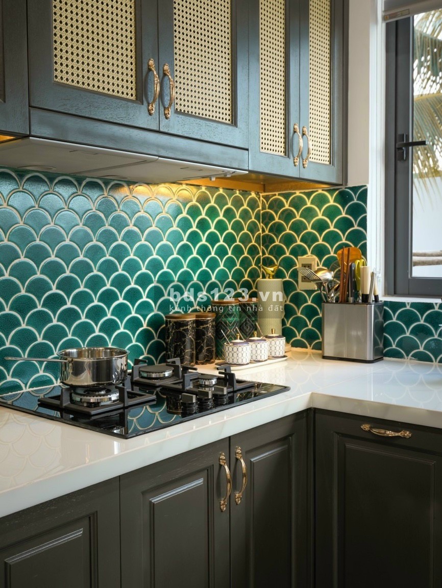 Bán nhà phố liền kề 1 trệt 2 lầu thành phố Châu Đốc giá đầu tư, thanh toán linh hoạt