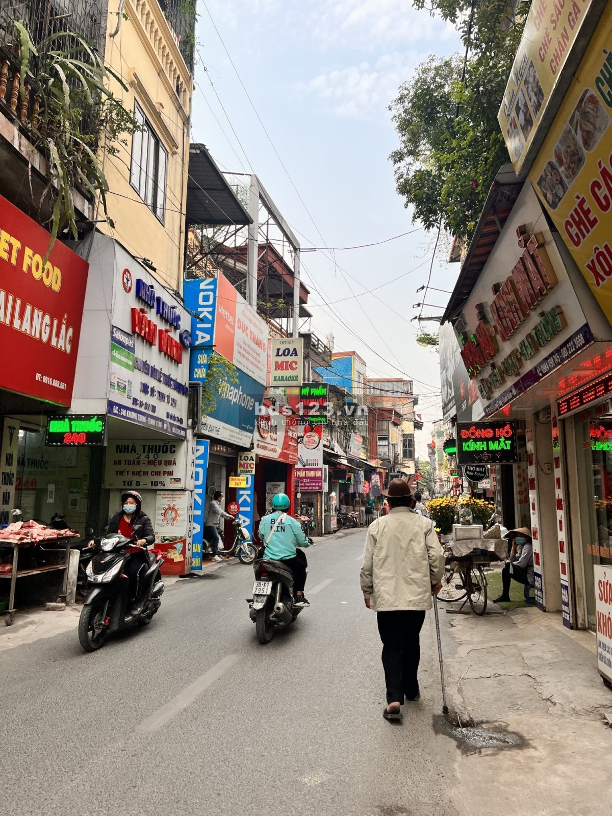 Cần bán nhà Ngõ 250 Khương Trung Quận Thanh Xuân 5 tầng mt 5m, giá 4,25 tỷ
