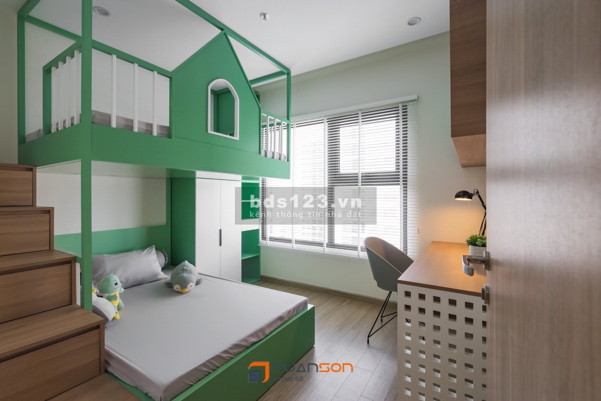 Cần tiền nên bán gấp căn 2N 68m2 full NỘI THẤT view đẹp, tầng trung thoáng mát