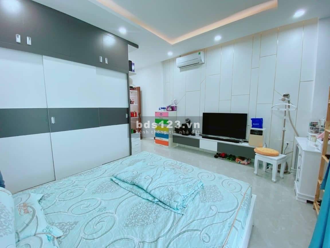 Bán nhà hẻm xe hơi gần Bàu Cát, quận Tân Bình, DT 70m², giá chỉ nhỉnh 10 tỷ
