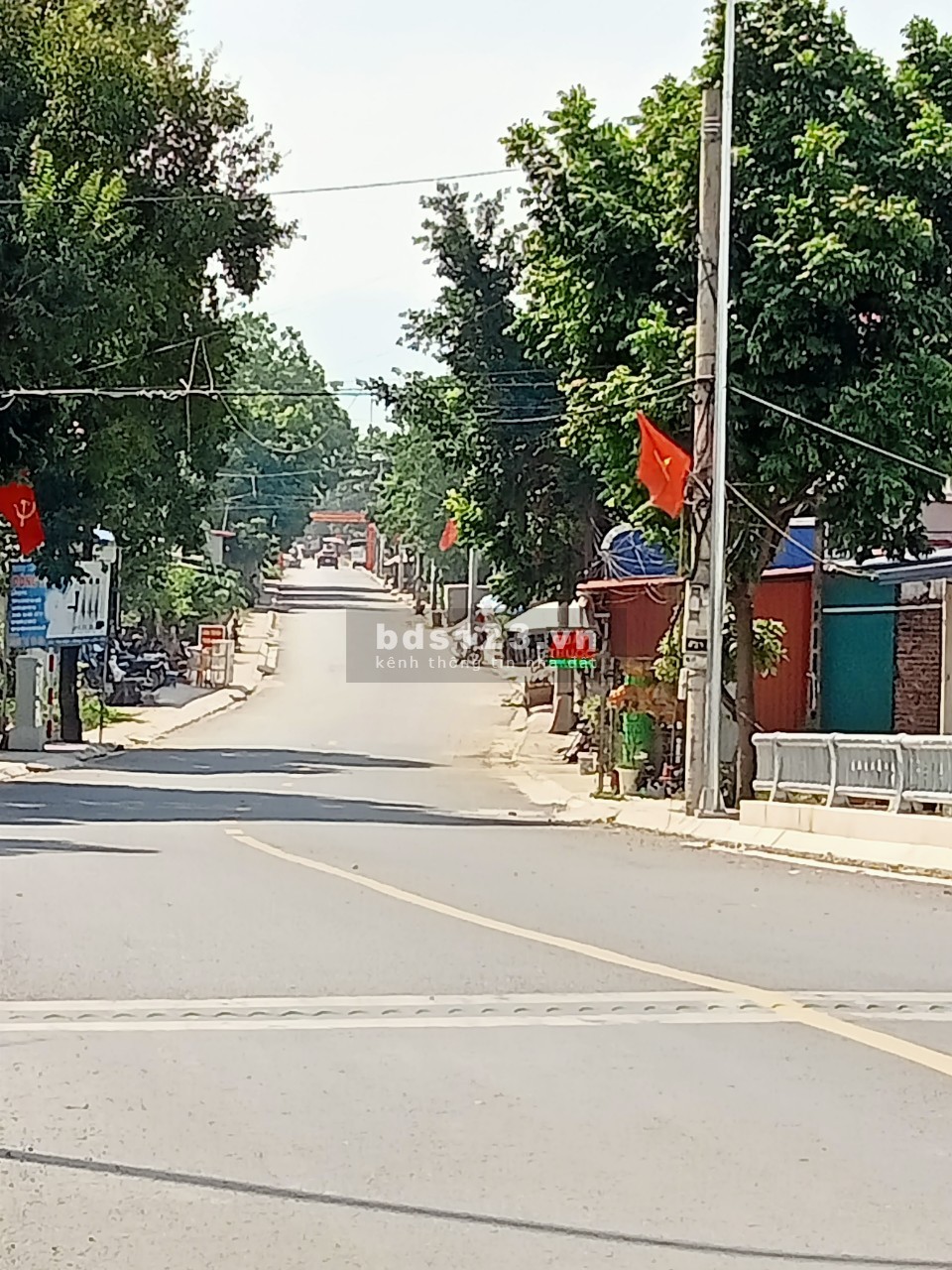 Bán đất Tân Tiến Chương Mỹ diện tích sử dụng 890m2 giá 1.5 tỷ lh 0967936581