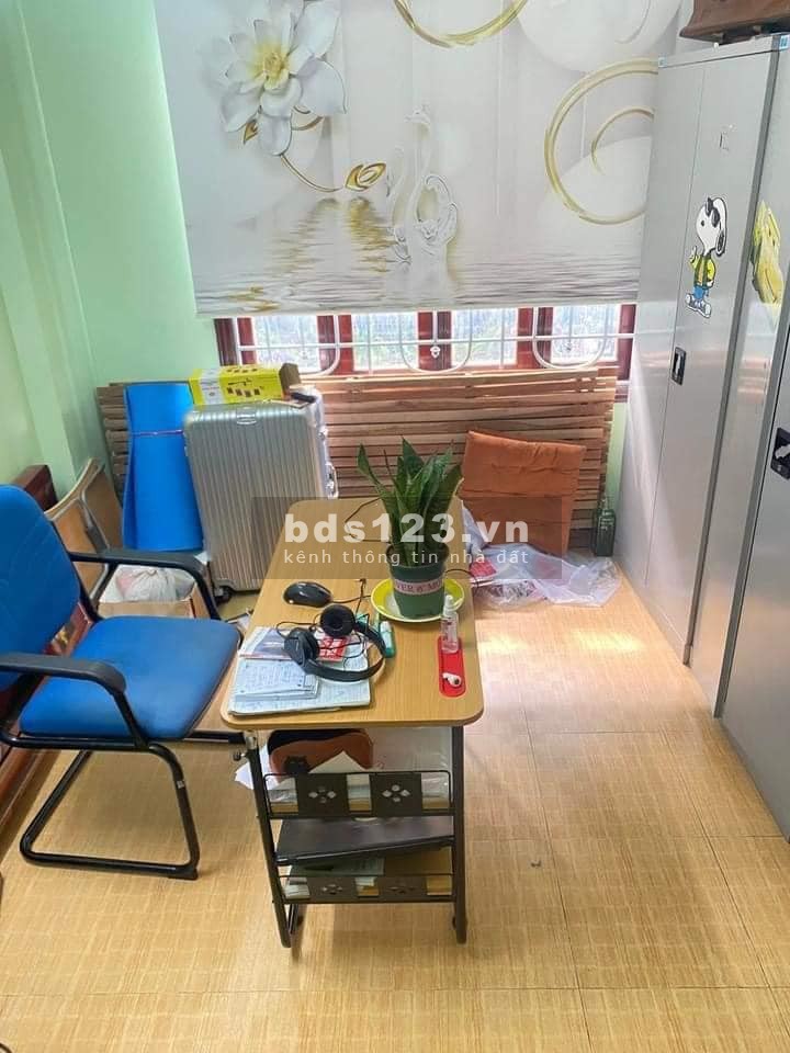 Bán nhà phố Thái Thịnh ngõ rộng, ô tô đỗ cửa, DT 42m² x 6 tầng, MT 3,1m giá chỉ 5,8 tỷ