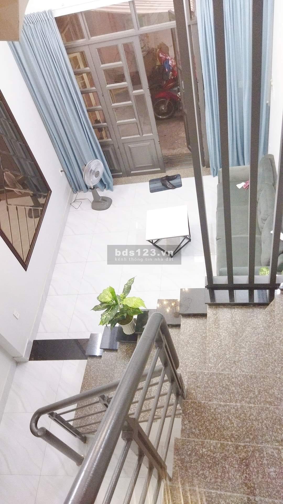 Nhà bán Quận Tân Bình, phường 5 dọn vào ở được ngay, LH 0775153165