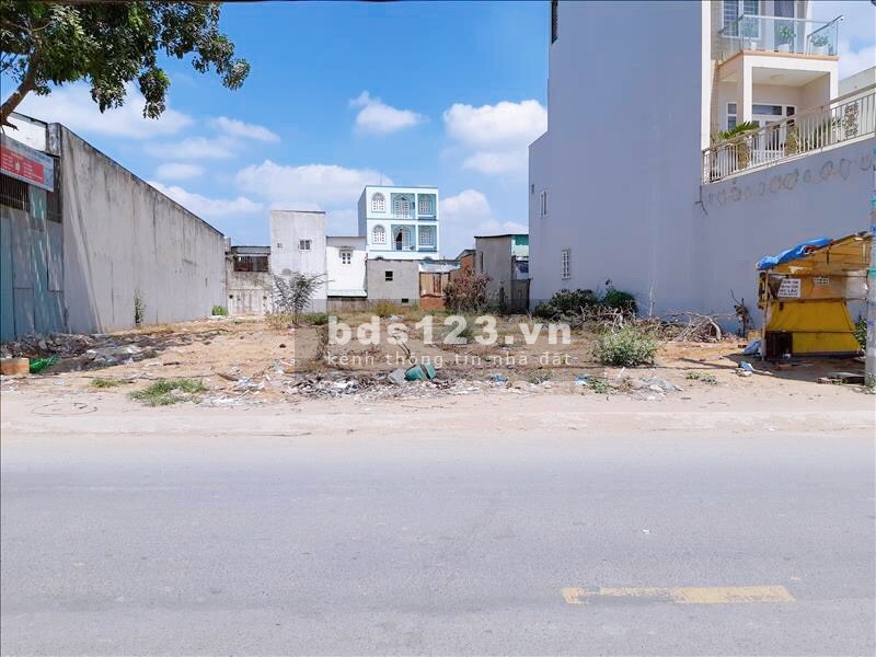Bán 2 lô đất 120m2 thổ cư 100%, Mặt tiền đường nhựa Tân Long. Giáp ranh xã Tân Nhựt
