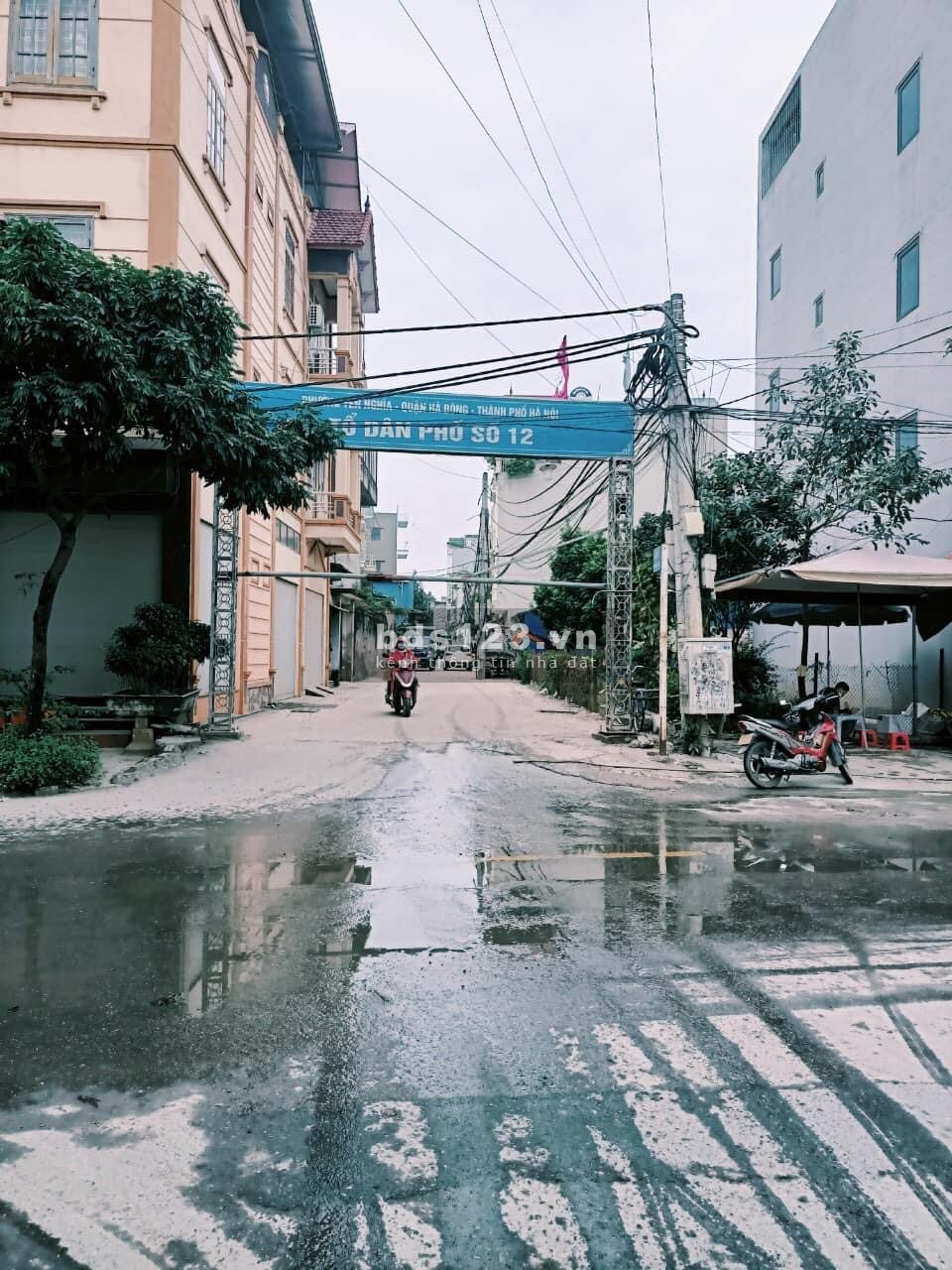Chính chủ bán mảnh đất 120.5m2, tổ 12 Yên Nghĩa, Hà Đông, kinh doanh, phù hợp xây CCMN, văn phòng