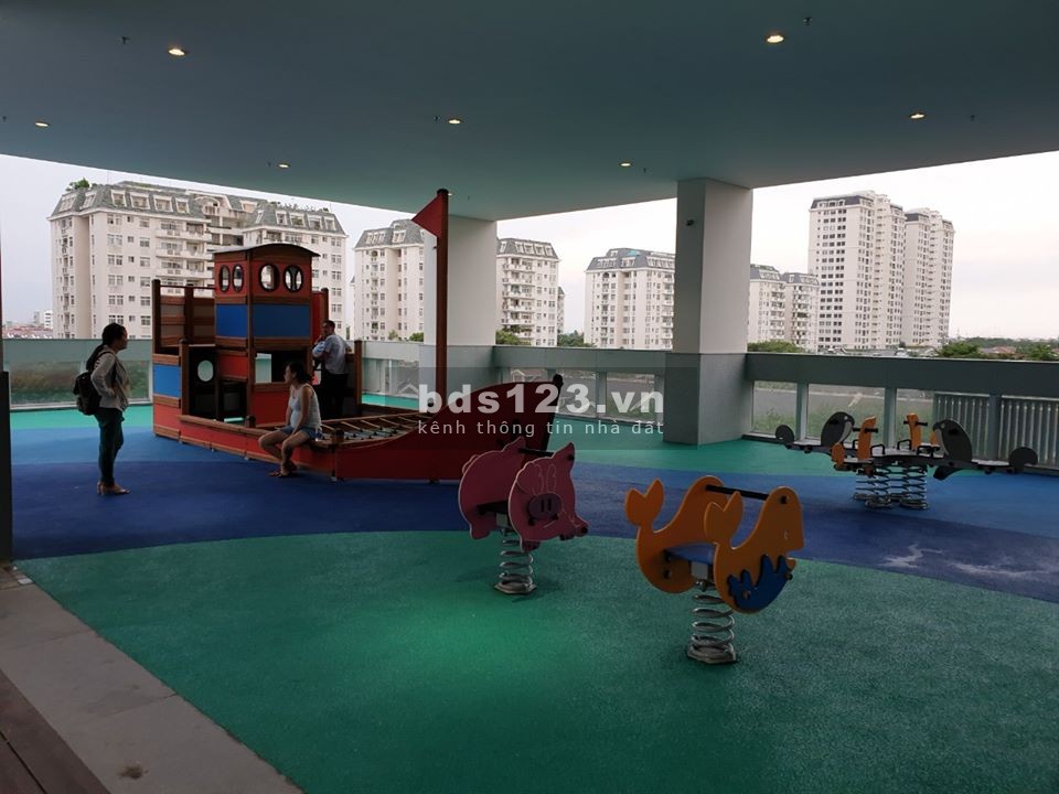 Căn hộ bán! Midtown PMH 3 phòng ngủ, 3 WC căn góc 135m2 giá bán chỉ 9.1 tỷ